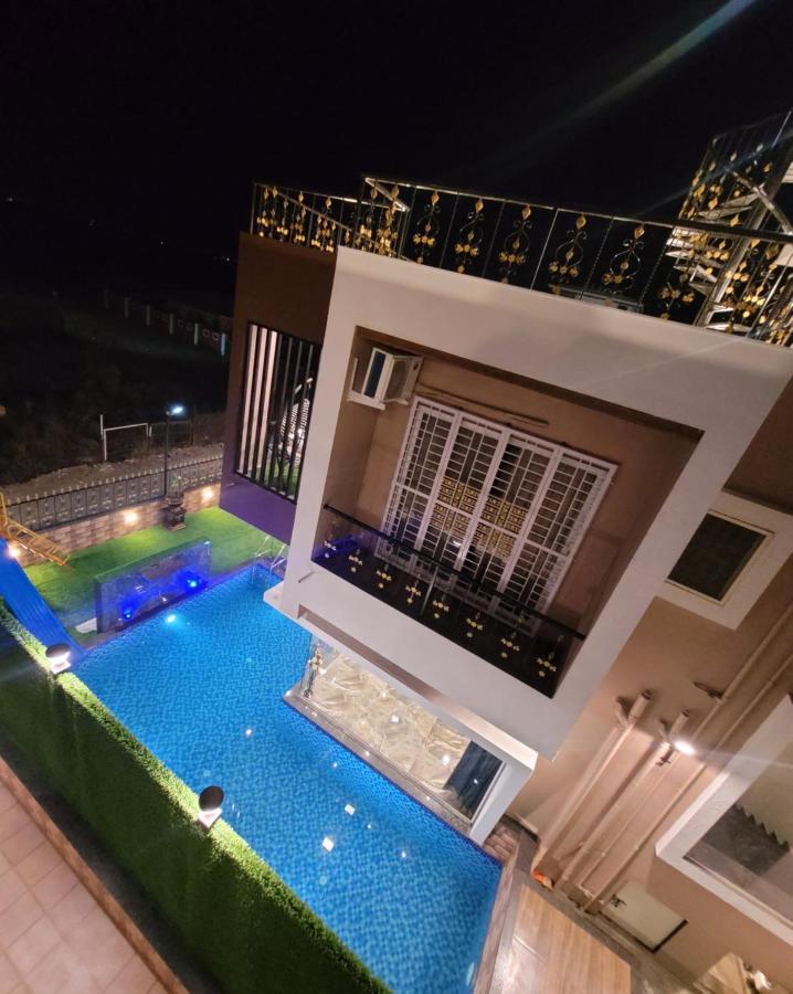 Mount Resorts Lonavala 5 Bhk Luxurious Villa With Private Pool And Full Size Cricket Football Turf Eksteriør bilde