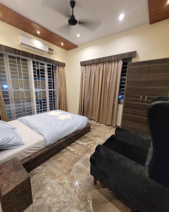 Mount Resorts Lonavala 5 Bhk Luxurious Villa With Private Pool And Full Size Cricket Football Turf Eksteriør bilde