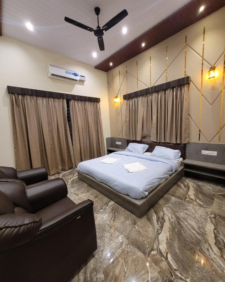 Mount Resorts Lonavala 5 Bhk Luxurious Villa With Private Pool And Full Size Cricket Football Turf Eksteriør bilde