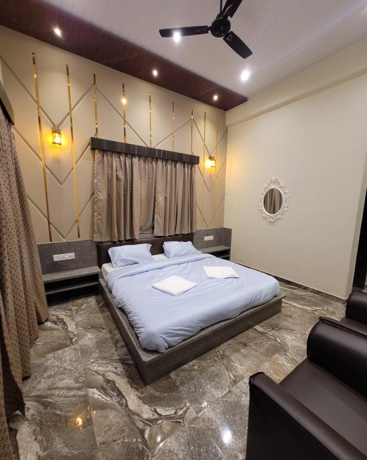 Mount Resorts Lonavala 5 Bhk Luxurious Villa With Private Pool And Full Size Cricket Football Turf Eksteriør bilde